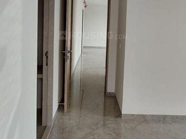 2 BHK Apartment in Kandivali East for resale Mumbai. The reference number is 19870857