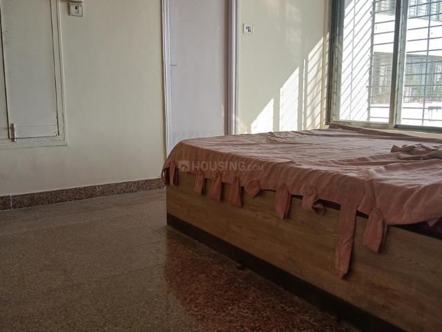 2 BHK Apartment in Kandivali East for resale Mumbai. The reference number is 19908254
