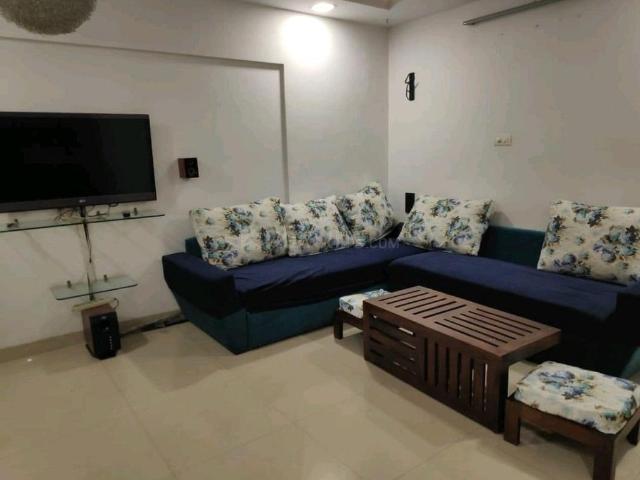 2 BHK Apartment in Kandivali East for resale Mumbai. The reference number is 19973094