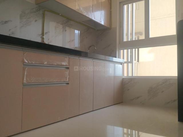 2 BHK Apartment in Kandivali East for resale Mumbai. The reference number is 19033730
