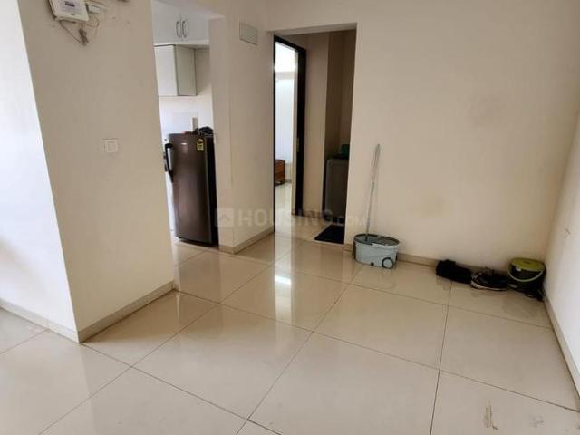 2 BHK Apartment in Kandivali East for resale Mumbai. The reference number is 19137446
