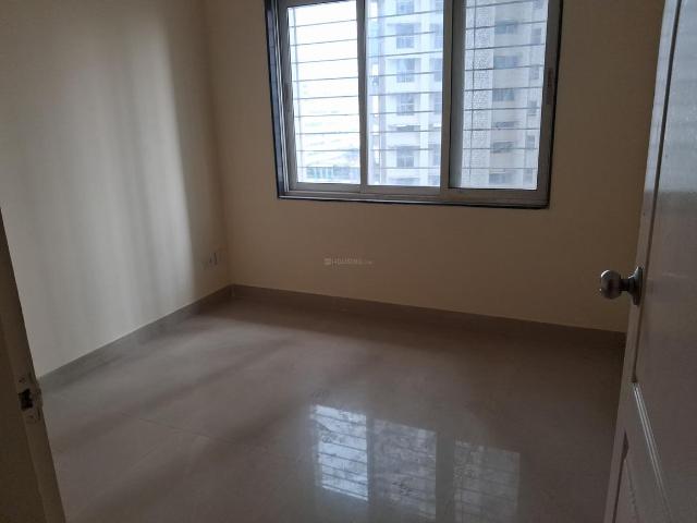 2 BHK Apartment in Kandivali East for resale Mumbai. The reference number is 19308483