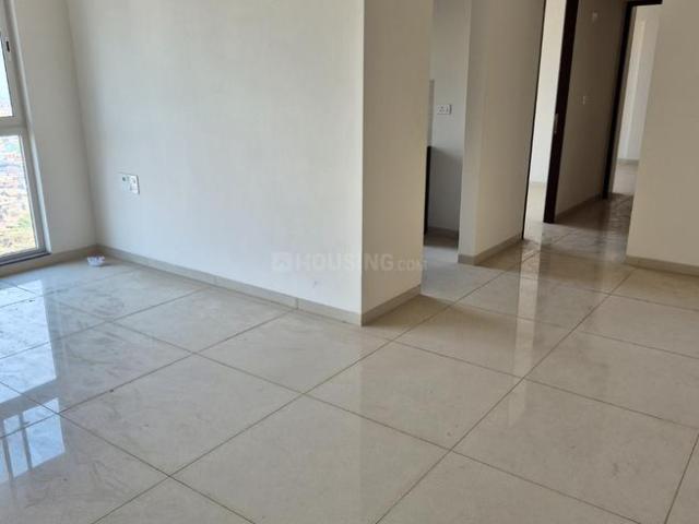 2 BHK Apartment in Kandivali East for resale Mumbai. The reference number is 20401038