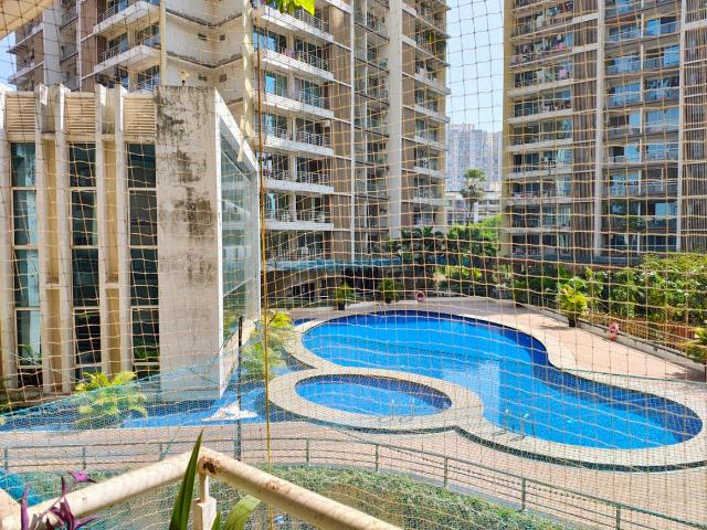 2 BHK Apartment in Kandivali East for resale Mumbai. The reference number is 20413309