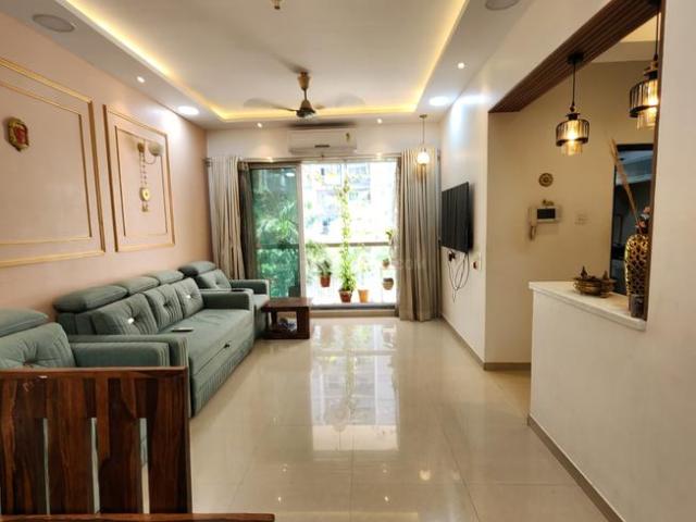 2 BHK Apartment in Kandivali East for resale Mumbai. The reference number is 20439309