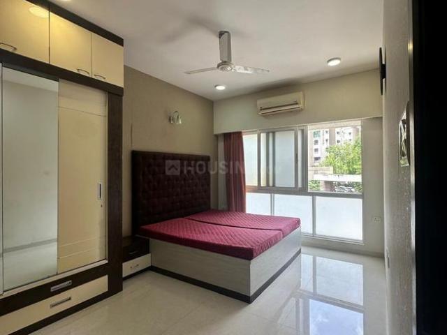 2 BHK Apartment in Kandivali East for resale Mumbai. The reference number is 20464076