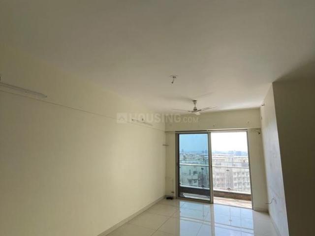 2 BHK Apartment in Kandivali East for resale Mumbai. The reference number is 20484254