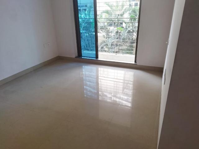 2 BHK Apartment in Kandivali East for resale Mumbai. The reference number is 20496731