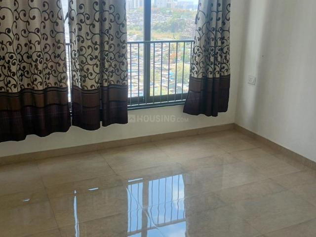 2 BHK Apartment in Kandivali East for resale Mumbai. The reference number is 20505976