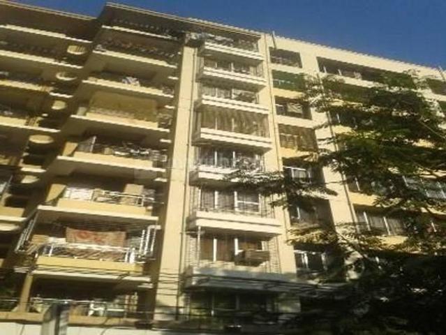 2 BHK Apartment in Kandivali East for resale Mumbai. The reference number is 20622487