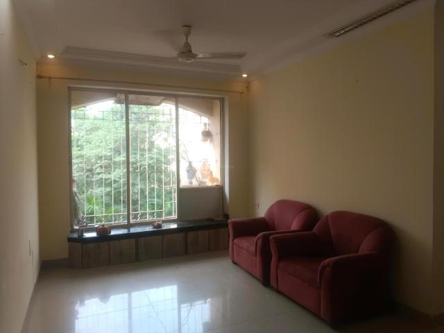 2 BHK Apartment in Kandivali East for resale Mumbai. The reference number is 20667216