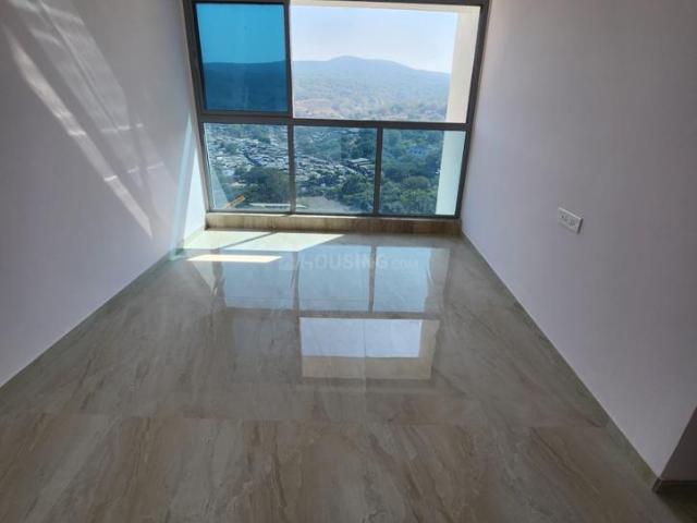 2 BHK Apartment in Kandivali East for resale Mumbai. The reference number is 20861203