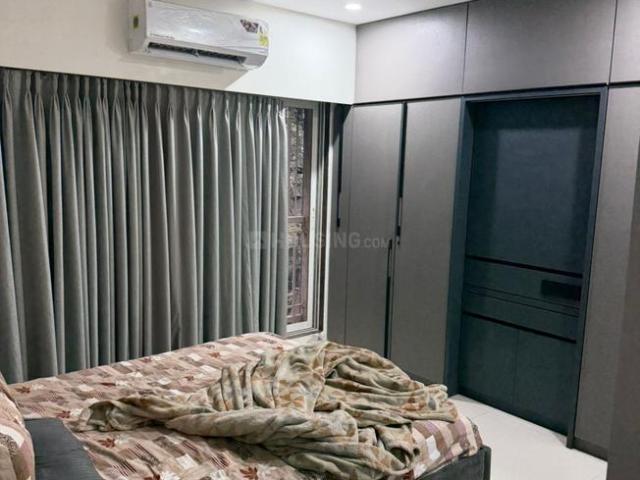 2 BHK Apartment in Kandivali East for resale Mumbai. The reference number is 20865914