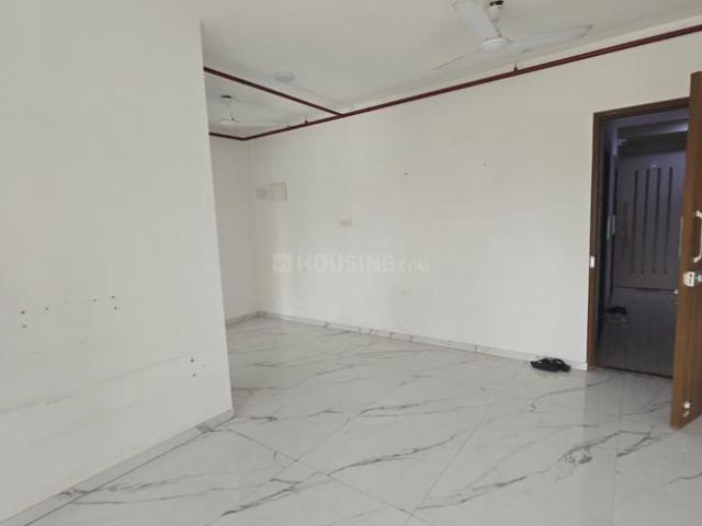 2 BHK Apartment in Kandivali East for resale Mumbai. The reference number is 20941748