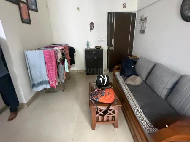 2 BHK Apartment in Kandivali East for resale Mumbai. The reference number is 20967938