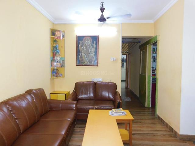 2 BHK Apartment in Kandivali East for resale Mumbai. The reference number is 20029818