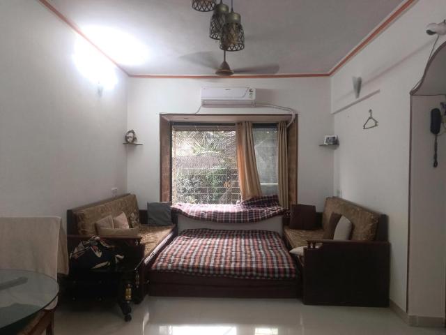 2 BHK Apartment in Kandivali East for resale Mumbai. The reference number is 20063778