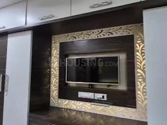 2 BHK Apartment in Kandivali East for resale Mumbai. The reference number is 20063187
