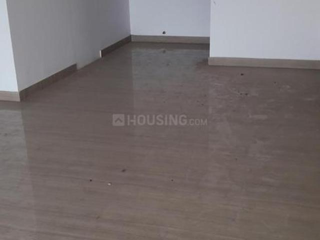 2 BHK Apartment in Kandivali East for resale Mumbai. The reference number is 20123923