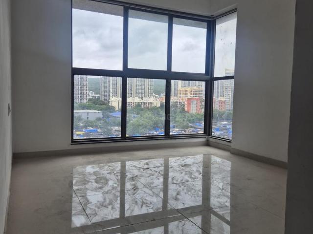 2 BHK Apartment in Kandivali East for resale Mumbai. The reference number is 20170937