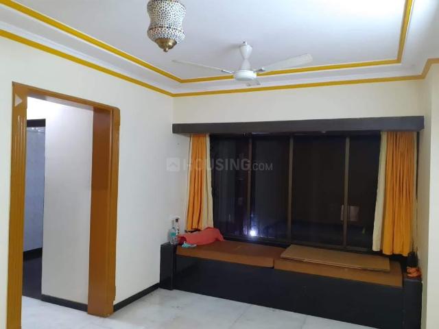 2 BHK Apartment in Kandivali East for resale Mumbai. The reference number is 20203178