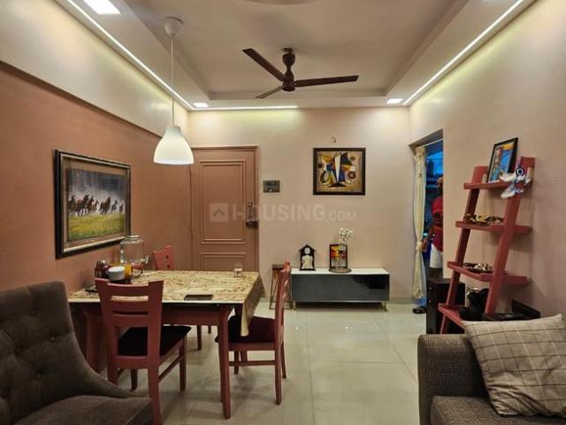 2 BHK Apartment in Kandivali East for resale Mumbai. The reference number is 20279125