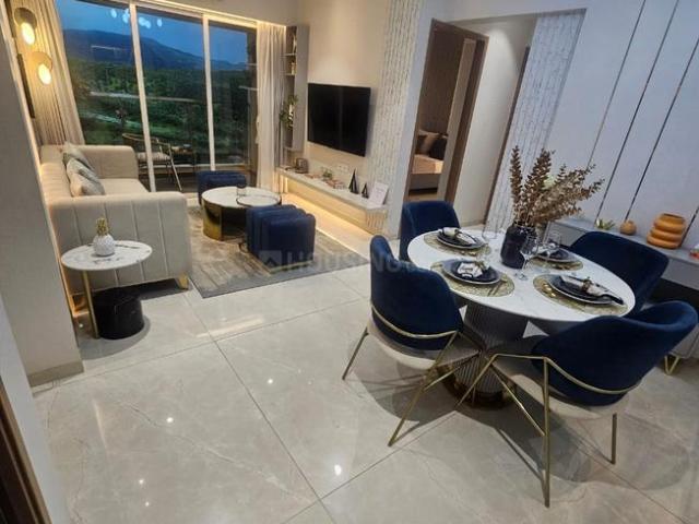 2 BHK Apartment in Kandivali East for resale Mumbai. The reference number is 20376966