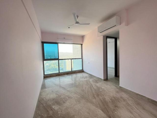 2 BHK Apartment in Kandivali East for resale Mumbai. The reference number is 20383389