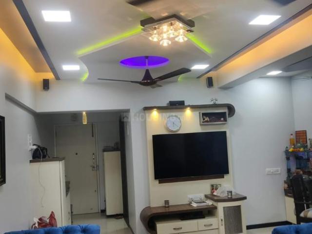 2 BHK Apartment in Kandivali West for rent Mumbai. The reference number is 16231464