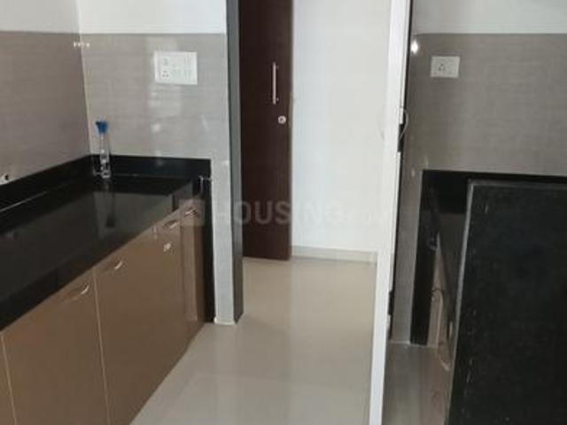 2 BHK Apartment in Kandivali West for rent Mumbai. The reference number is 17164364