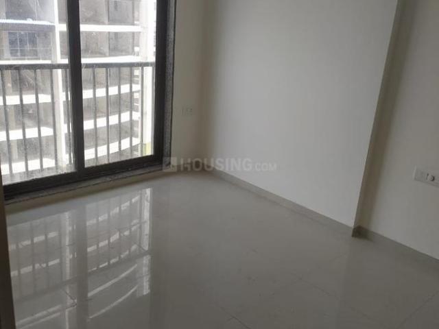 2 BHK Apartment in Kandivali West for rent Mumbai. The reference number is 17368996