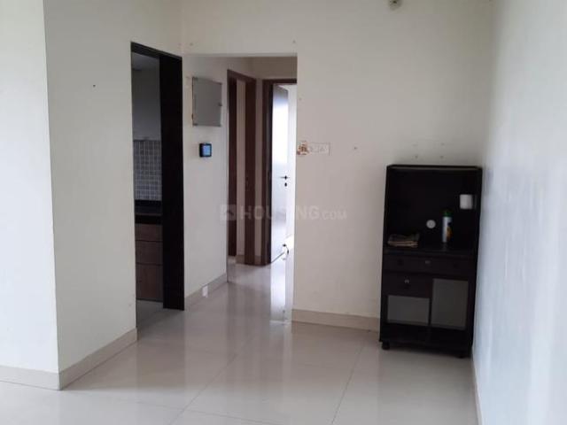 2 BHK Apartment in Kandivali West for rent Mumbai. The reference number is 18057857