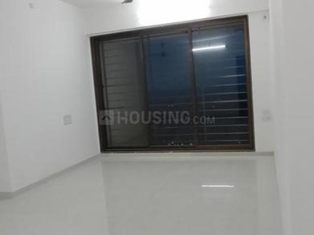 2 BHK Apartment in Kandivali West for rent Mumbai. The reference number is 18071206