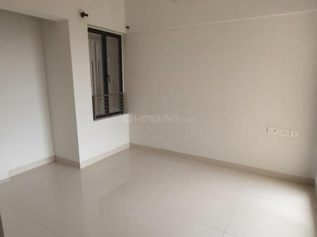 2 BHK Apartment in Kandivali West for rent Mumbai. The reference number is 19191915