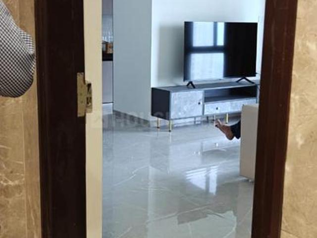 2 BHK Apartment in Kandivali West for rent Mumbai. The reference number is 19417379