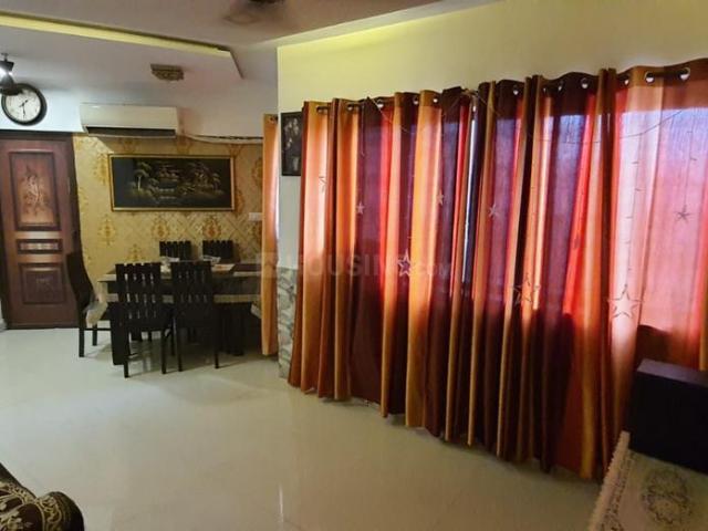 2 BHK Apartment in Kandivali West for rent Mumbai. The reference number is 19456441
