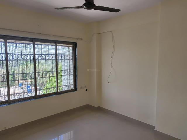 2 BHK Apartment in Kandivali West for rent Mumbai. The reference number is 19959764