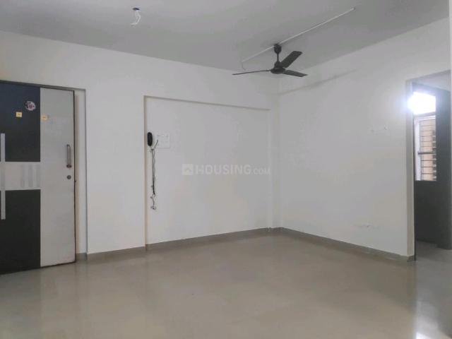 2 BHK Apartment in Kandivali West for rent Mumbai. The reference number is 10952206