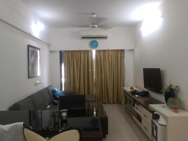 2 BHK Apartment in Kandivali West for rent Mumbai. The reference number is 20160238