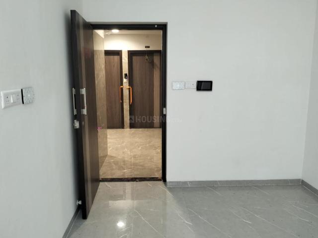 2 BHK Apartment in Kandivali West for rent Mumbai. The reference number is 20478523