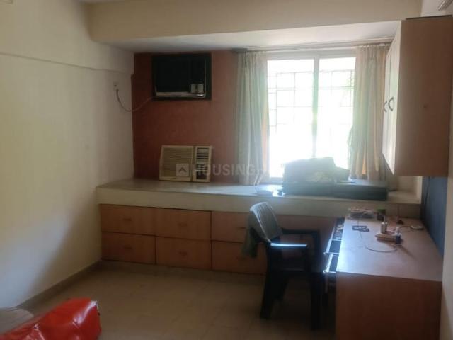 2 BHK Apartment in Kandivali West for rent Mumbai. The reference number is 20535741