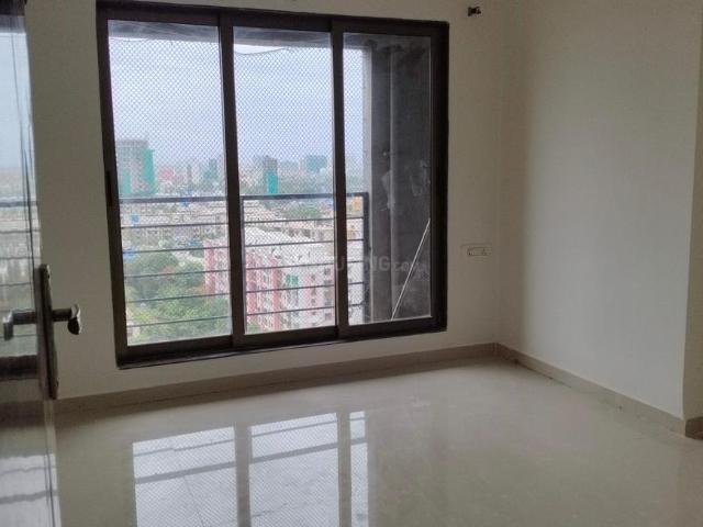 2 BHK Apartment in Kandivali West for rent Mumbai. The reference number is 20587293