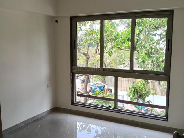 2 BHK Apartment in Kandivali West for rent Mumbai. The reference number is 20603215