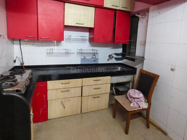 2 BHK Apartment in Kandivali West for rent Mumbai. The reference number is 20645655