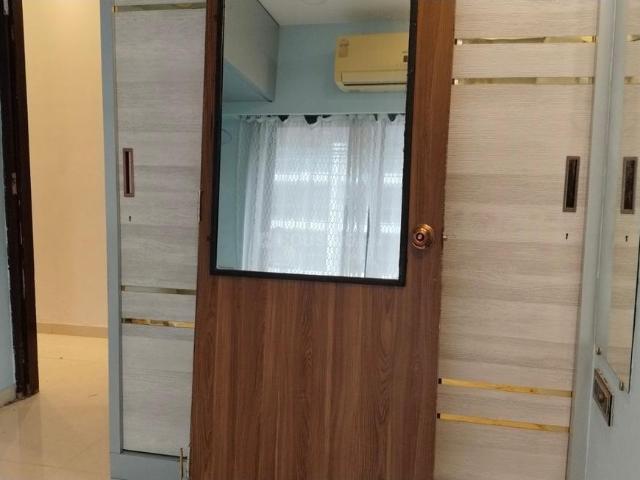 2 BHK Apartment in Kandivali West for rent Mumbai. The reference number is 20648630