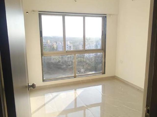 2 BHK Apartment in Kandivali West for rent Mumbai. The reference number is 20718701