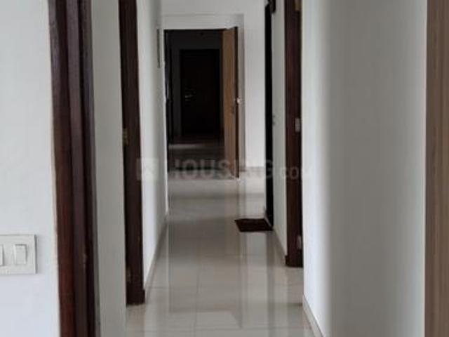 2 BHK Apartment in Kandivali West for rent Mumbai. The reference number is 20763395