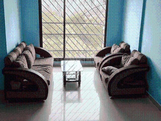 2 BHK Apartment in Kandivali West for rent Mumbai. The reference number is 20821767