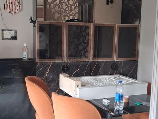 2 BHK Apartment in Kandivali West for rent Mumbai. The reference number is 20879873