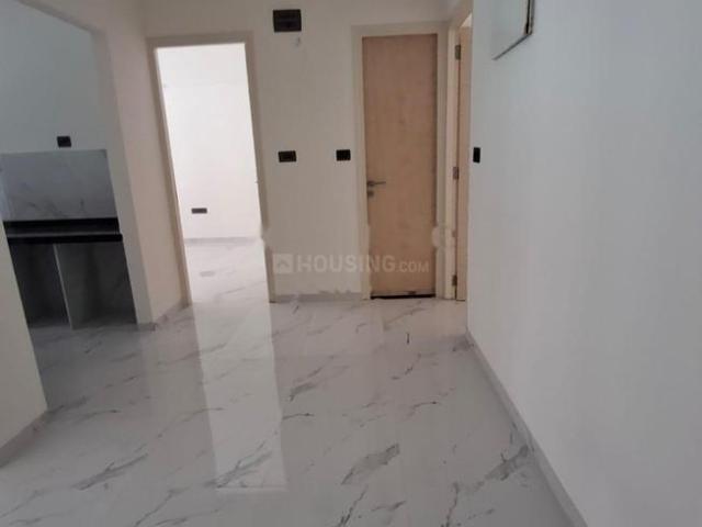 2 BHK Apartment in Kandivali West for rent Mumbai. The reference number is 20886735